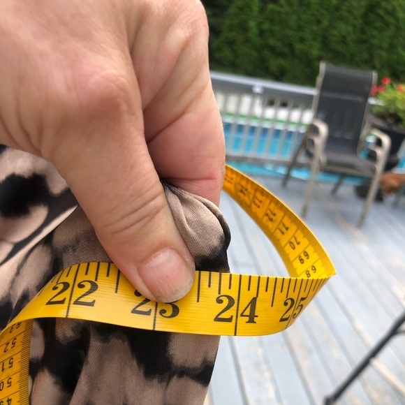 Calvin Klein size large leopard print faux wrap flattering neutral shades - Picture 11 of 13